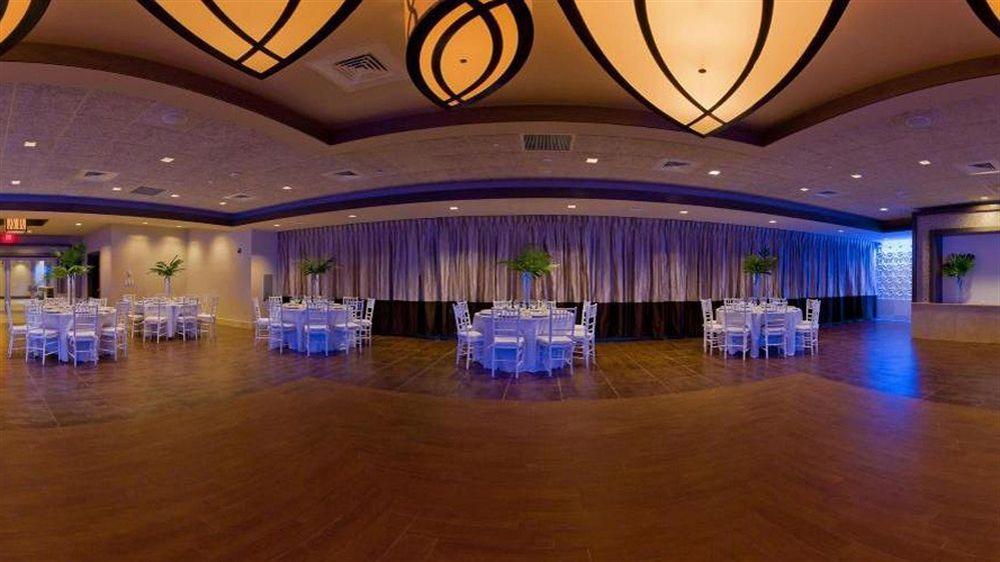 Hotel Indigo East End By Ihg Riverhead Buitenkant foto